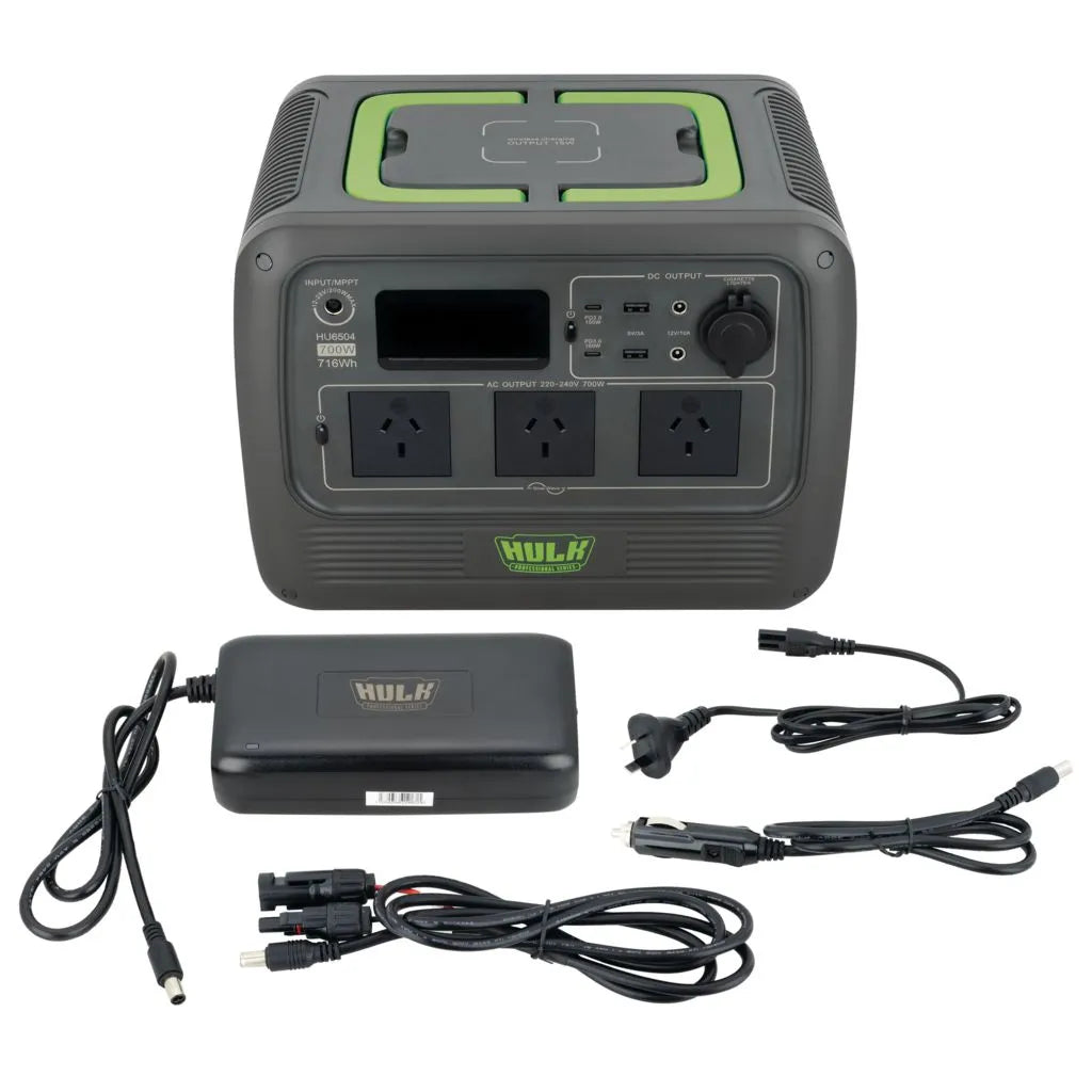 PS700 PORTABLE POWER STATION W/700W PURE SINE WAVE INVERTER