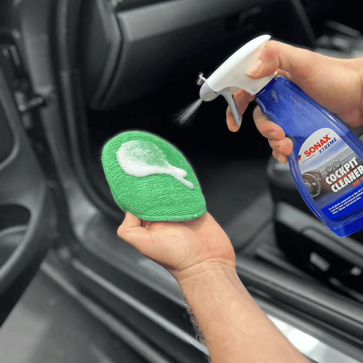 SONAX XTREME Extra Matte Effect Interior Cleaner (Cockpit Cleaner)