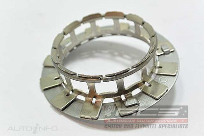 THRUST BEARING RETAINER CLIP ASSEMBLY