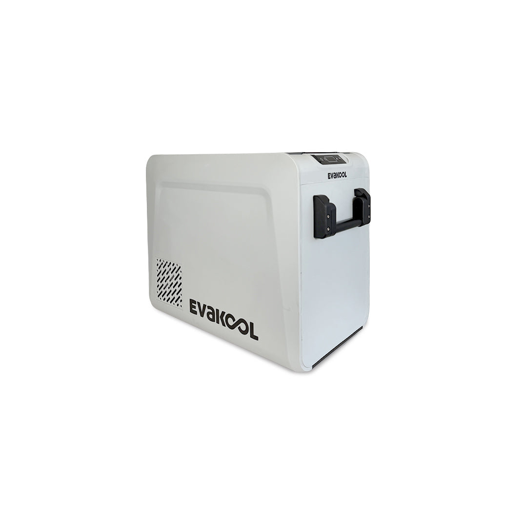 EvaKool Adventure 45L Portable Fridge closed lid
