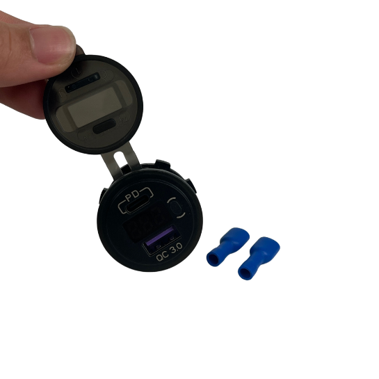 BAINTECH QC3.0 USB SOCKET PLUS USB C PLUS DIGITAL DISPLAY VOLTMETER